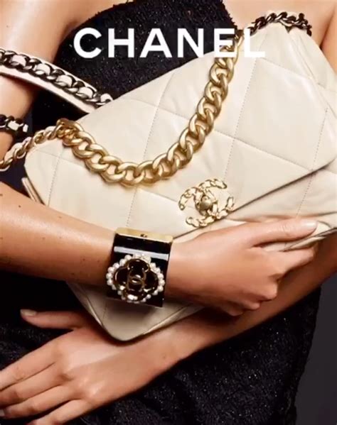 chanel handbags spring 2019|chanel 19 handbag price.